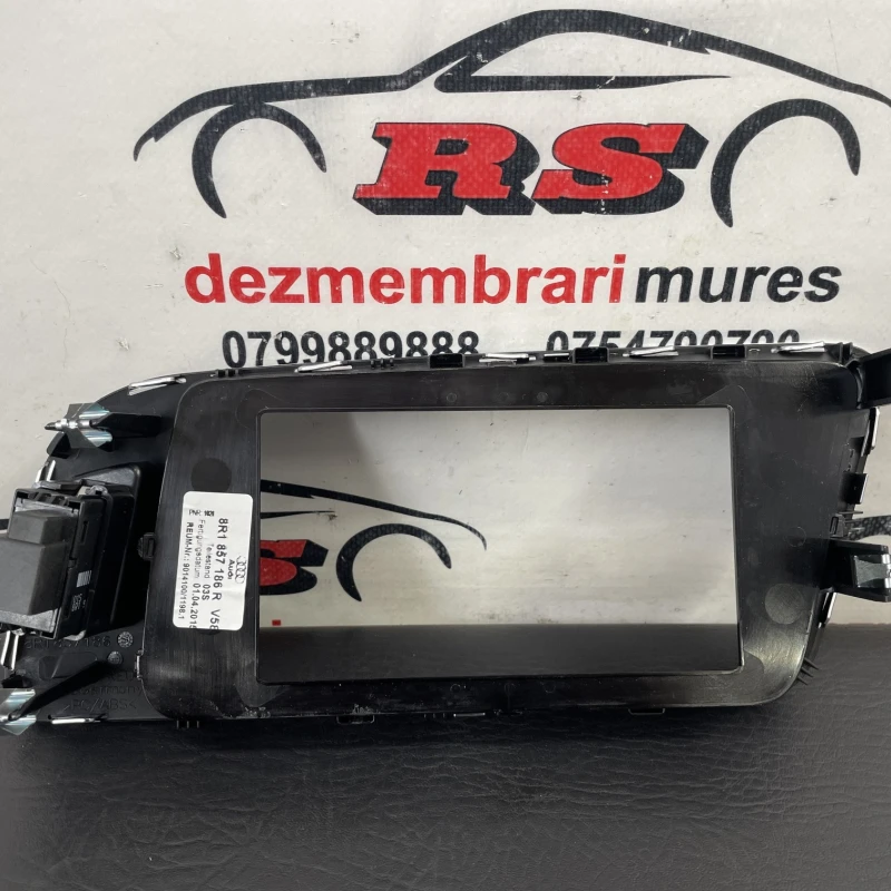 Ornament trim navigatie / Audi Q5 8R 2012 / Interior