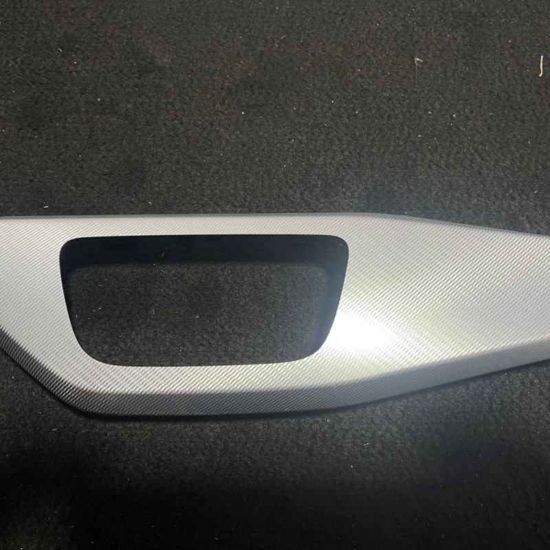 Ornament trim bord / Audi A4 B9 2016 / Interior