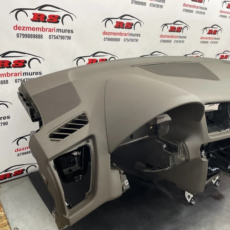 Plansa bord maro / Audi Q5 8R 2012 / Interior