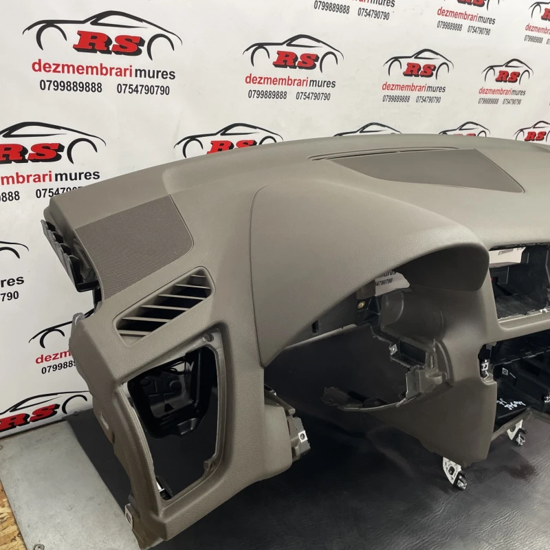 Plansa bord maro / Audi Q5 8R 2012 / Interior