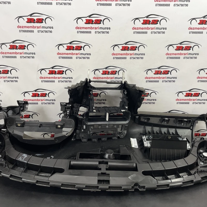 Plansa bord maro / Audi Q5 8R 2012 / Interior