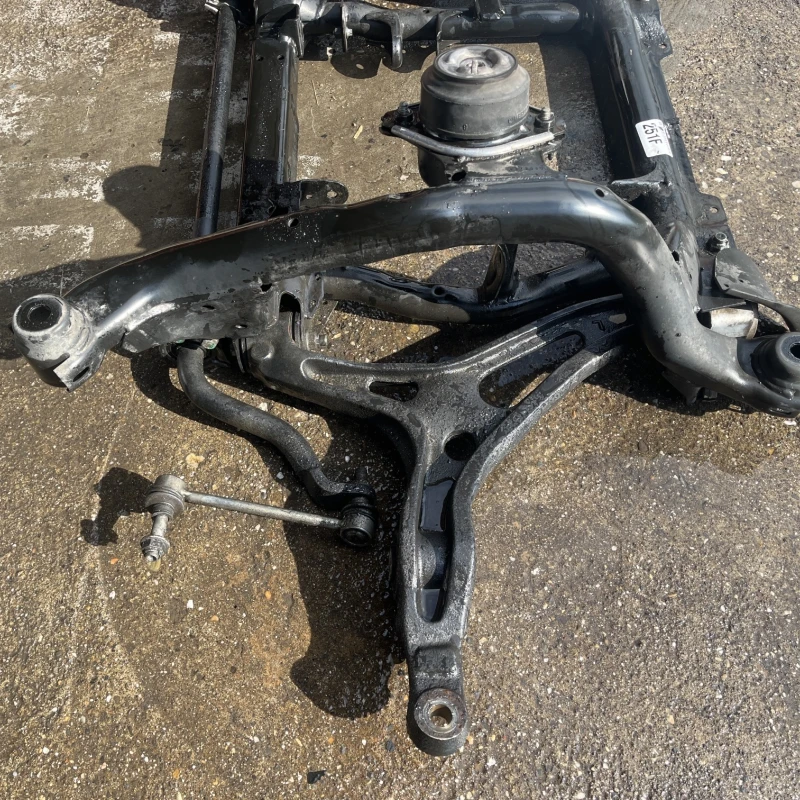 Punte fata jug suport motor / Mercedes-Benz R Class W251 facelift 2011 / Directie si suspensie