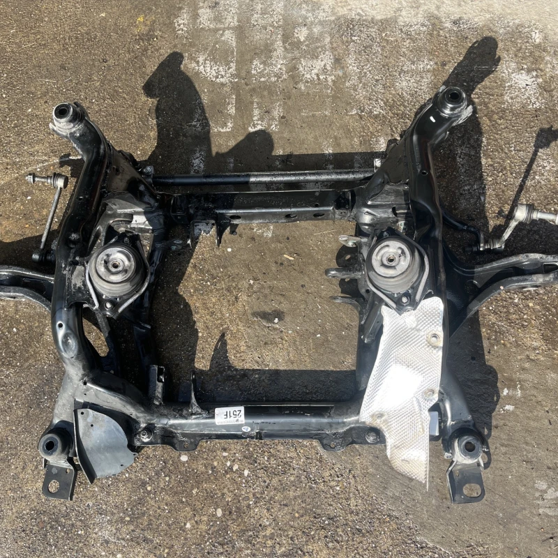 Punte fata jug suport motor / Mercedes-Benz R Class W251 facelift 2011 / Directie si suspensie