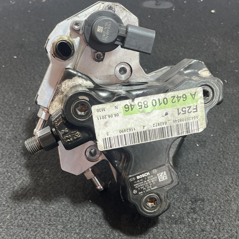 Pompa de injectie inalte / Mercedes-Benz R Class W251 facelift 2011 / Motor, racire si evacuare
