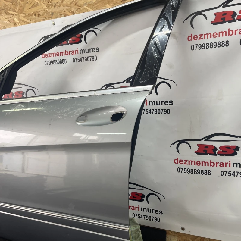 Usa stanga fata / Mercedes-Benz R Class W251 facelift 2011 / Caroserie, oglinzi si faruri