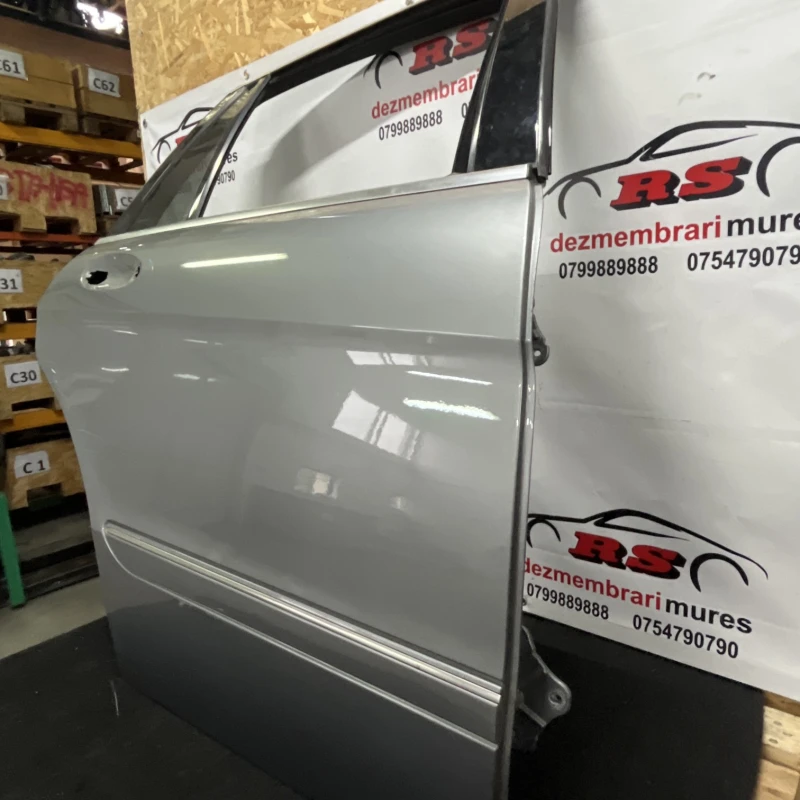 Usa dreapta spate / Mercedes-Benz R Class W251 facelift 2011 / Caroserie, oglinzi si faruri