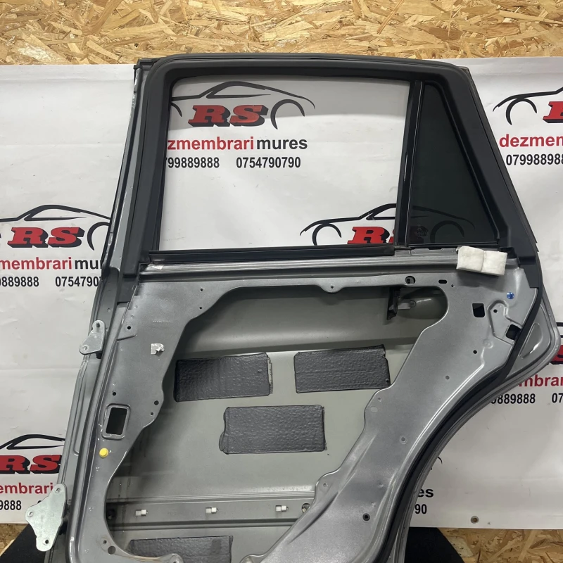 Usa dreapta spate / Mercedes-Benz R Class W251 facelift 2011 / Caroserie, oglinzi si faruri
