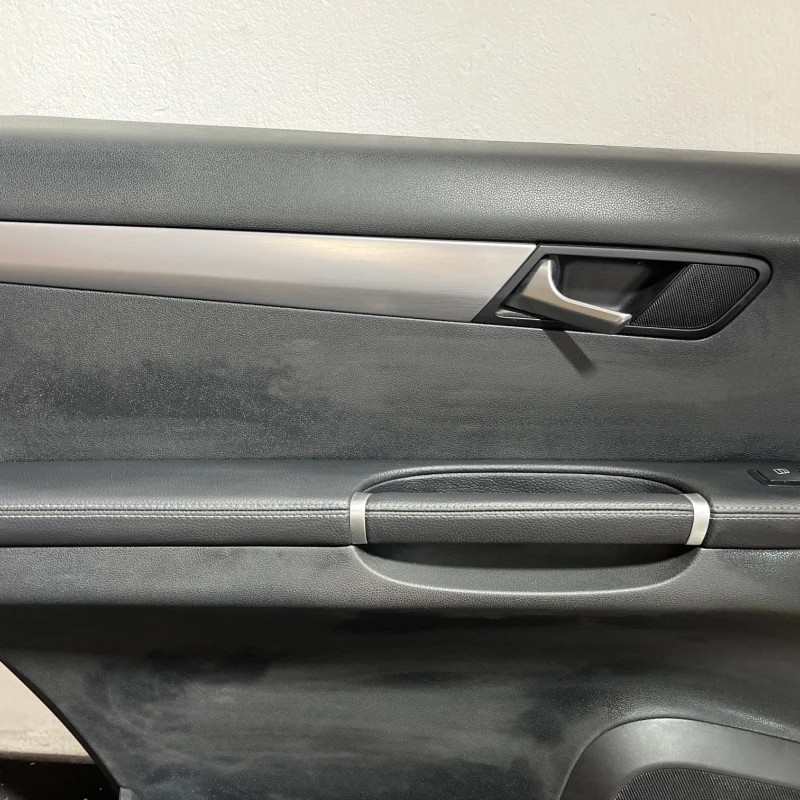 Panou tapiterie usa stanga spate / Mercedes-Benz R Class W251 facelift 2011 / Interior