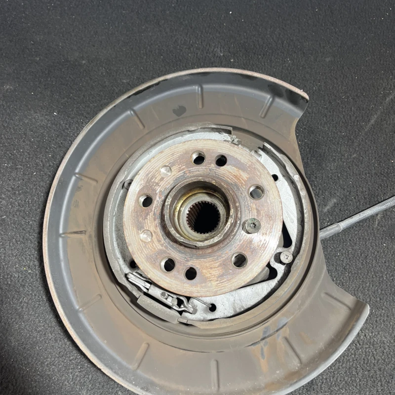Fuzeta dreapta spate Mercedes-Benz 