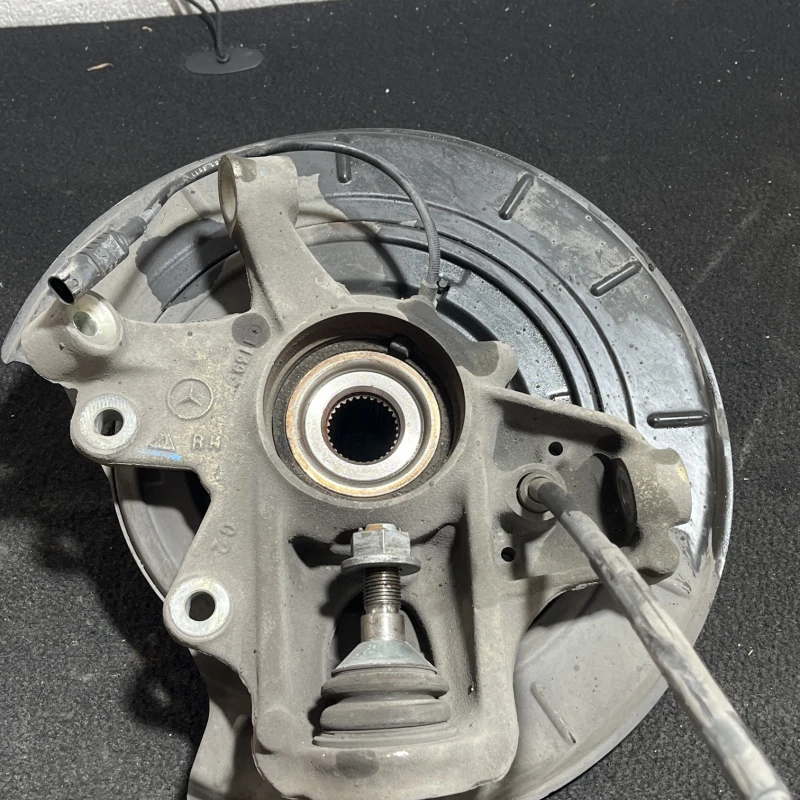 Fuzeta dreapta spate / Mercedes-Benz R Class W251 facelift 2011 / Directie si suspensie