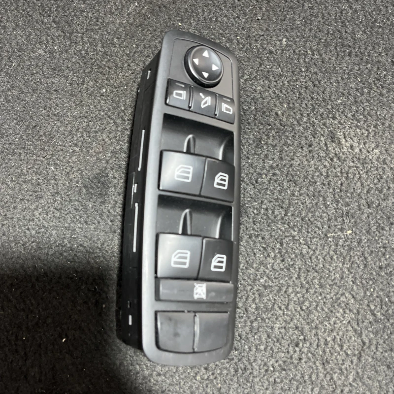 Butoane comada geamuri Mercedes-Benz 