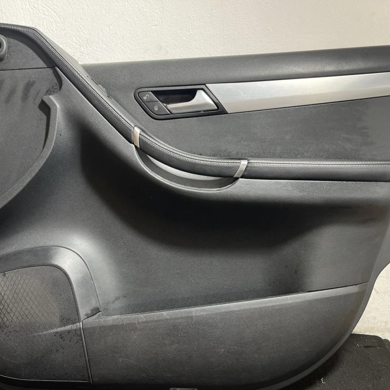 Panou tapiterie usa dreapta fata Mercedes-Benz 