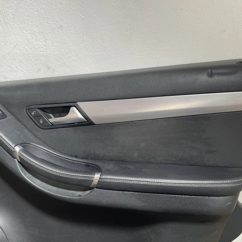 Panou tapiterie usa dreapta fata / Mercedes-Benz R Class W251 facelift 2011 / Interior