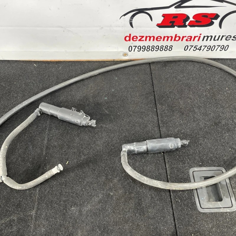 Spalator far stanga dreapta Mercedes-Benz R Class W251 facelift 2011