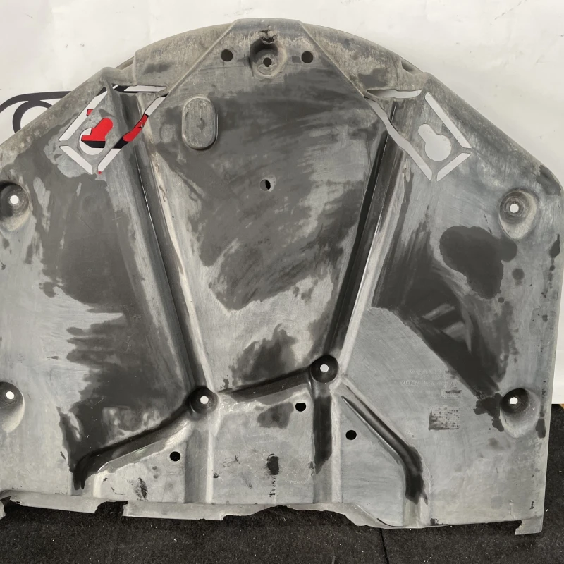 Scut protectie caroserie spate Mercedes-Benz 
