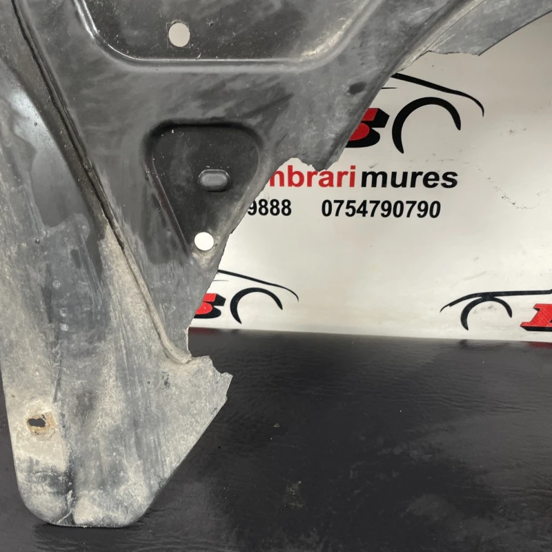 Scut motor / Volkswagen Passat B7 2014 / Caroserie, oglinzi si faruri