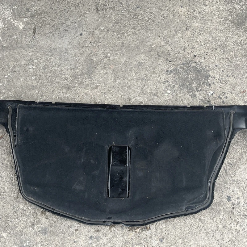 Scut motor bara fata / Mercedes-Benz R Class W251 facelift 2011 / Caroserie, oglinzi si faruri