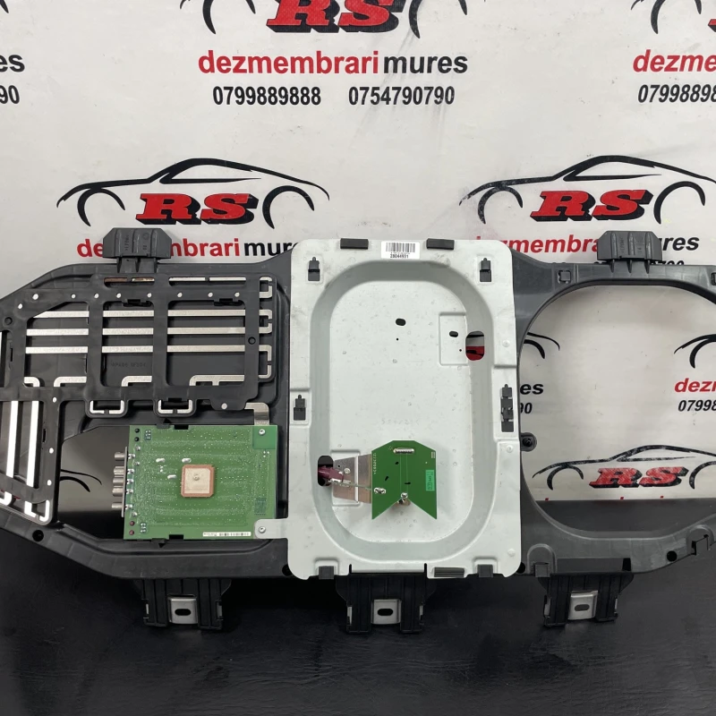 Amplificator antena Mercedes-Benz 