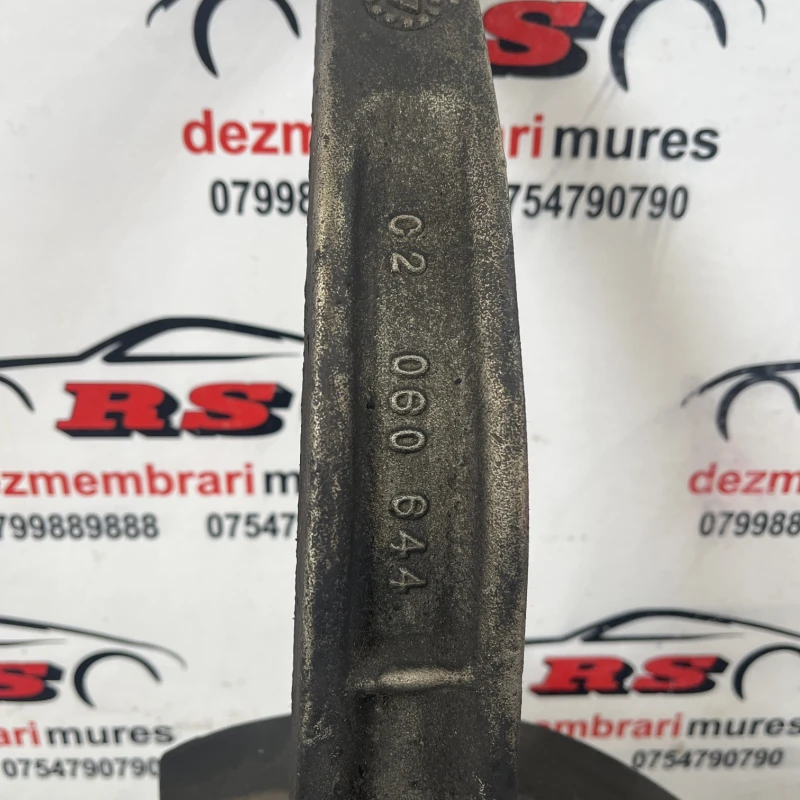 Fuzeta stanga fata / Mercedes-Benz R Class W251 facelift 2011 / Directie si suspensie