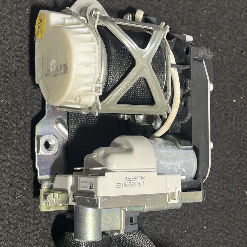 Centura dreapta fata / Mercedes-Benz R Class W251 facelift 2011 / Interior